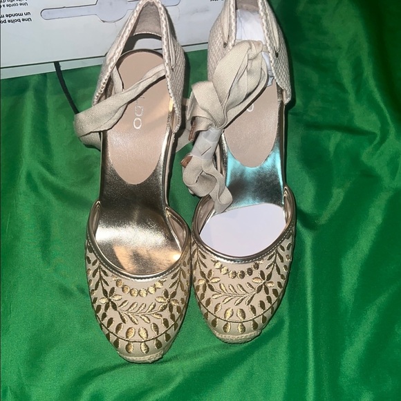 ALDO Women's Cream Espadrille Wedge Sandals size 8 - Picture 10 of 14